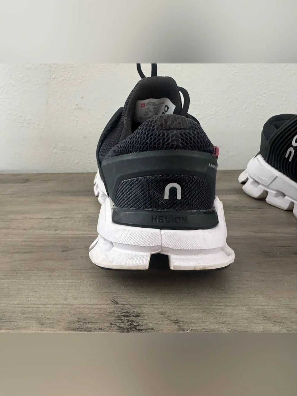 On Women's Cloudswift Shoes in Black/Rock